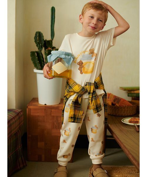 gelato pique（ジェラートピケ）の「【KIDS】はちみつベア柄ワンポイントTシャツ（ルームウェア/パジャマ・キッズ・オフホワイト・90/100/110/120）」の21枚目の写真