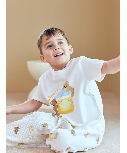 gelato pique（ジェラートピケ）の「【KIDS】はちみつベア柄ワンポイントTシャツ（ルームウェア/パジャマ・キッズ・オフホワイト・90/100/110/120）」の3枚目の写真