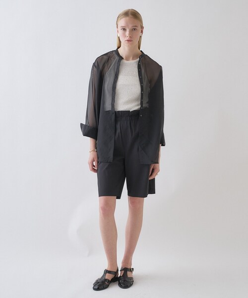 cloenc（クロエンス）の「【手洗い可】ワイドカフスシアーシャツ（シャツ/ブラウス・レディース・ブラック/カーキ/ライトベージュ・02）」の5枚目の写真