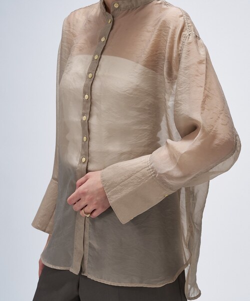 cloenc（クロエンス）の「【手洗い可】ワイドカフスシアーシャツ（シャツ/ブラウス・レディース・ブラック/カーキ/ライトベージュ・02）」の15枚目の写真