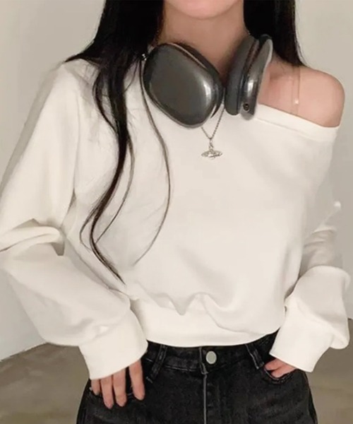 セール】【トレンドのクロップド丈がカワイイ♪】片方オフショルダー