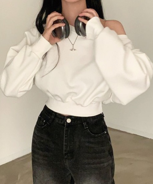 セール】【トレンドのクロップド丈がカワイイ♪】片方オフショルダー