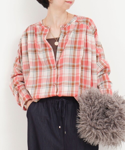 MICO COULIER(ミコクリエ)の「チェックギャザーブラウス(シャツ/ブラウス・レディース・ブラウン系その他/ブルー系その他/レッド系その他・38)」の3枚目の写真