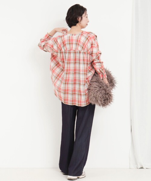 MICO COULIER(ミコクリエ)の「チェックギャザーブラウス(シャツ/ブラウス・レディース・ブラウン系その他/ブルー系その他/レッド系その他・38)」の9枚目の写真