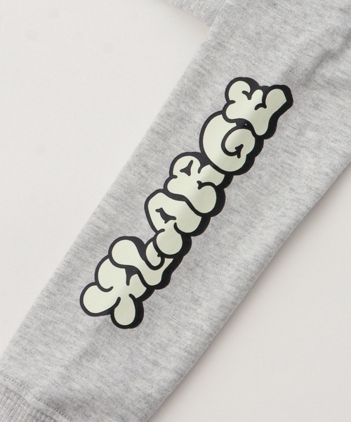 XLARGE KIDS（エクストララージキッズ）の「ファニーゴリラ&グラフィティ蓄光プリント長袖Tシャツ（Tシャツ/カットソー・キッズ・トップグレー/オレンジ/グリーン・110cm/120cm/130cm/140cm/100cm/80ｃｍ/90cm）」の16枚目の写真