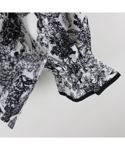 maarook（マルーク）の「ノスタルジックＰＴケープ衿ブラウス（シャツ/ブラウス・キッズ・ブラック・130cm/120cm/110cm/100cm/90cm）」の4枚目の写真