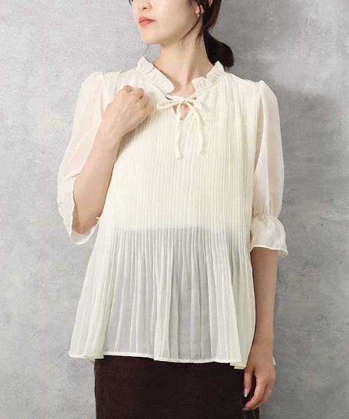 Bleu Bleuet(ブルーブルーエ)の「【ZOZO限定】2WAYハーフスリーブブラウス(シャツ/ブラウス・レディース・ドット/オフホワイト・FREE)」の6枚目の写真