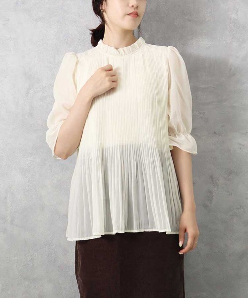 Bleu Bleuet(ブルーブルーエ)の「【ZOZO限定】2WAYハーフスリーブブラウス(シャツ/ブラウス・レディース・ドット/オフホワイト・FREE)」の5枚目の写真