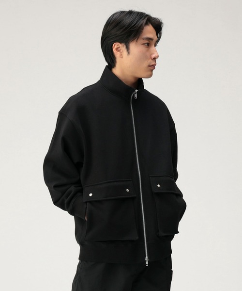 BEAMS T(ビームスティー)の「Front Poket Standzip Blouson フロントポケット スタンドジップ ブルゾン(スウェット・メンズ・ブラック/ライトグレー・M/L/XL/S)」の2枚目の写真