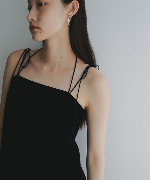 EFOLE(エフォル)の「Velour Camis Set-Up/ベロアキャミセットアップ(キャミソール・レディース・ブラック・FREE)」の4枚目の写真