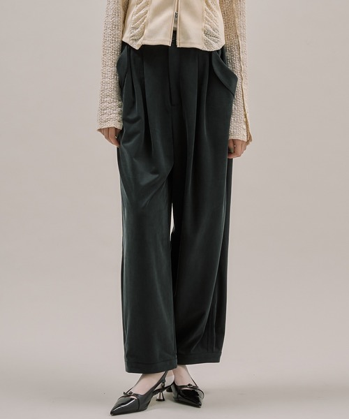 PUBLIC TOKYO(パブリックトウキョウ)の「キュプラフィブリルカーブパンツ(チノパンツ・レディース・ホワイト/ブラック・1/2)」の2枚目の写真