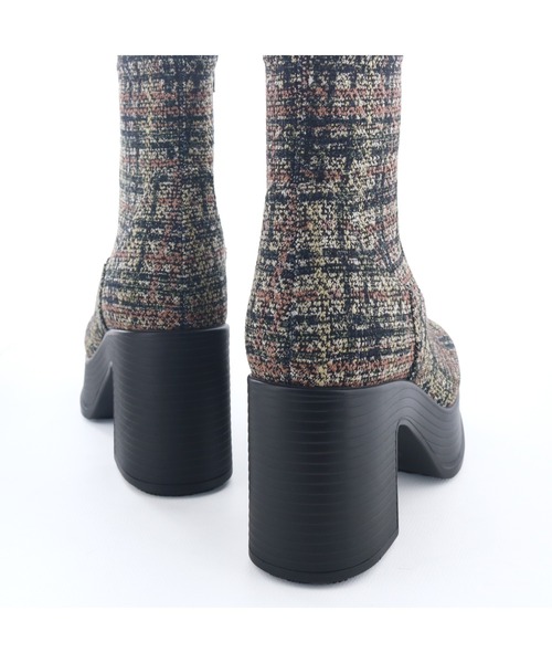 あしながおじさん（アシナガオジサン）の「厚底レトロブーツ　1310275（ブーツ・レディース・ブラック/マルチ・22.5cm/23cm/23.5cm/24cm/24.5cm）」の8枚目の写真