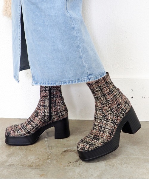 あしながおじさん（アシナガオジサン）の「厚底レトロブーツ　1310275（ブーツ・レディース・ブラック/マルチ・22.5cm/23cm/23.5cm/24cm/24.5cm）」の20枚目の写真