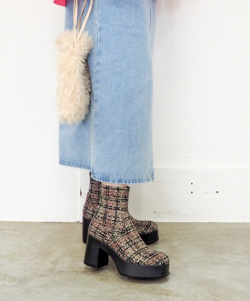 あしながおじさん（アシナガオジサン）の「厚底レトロブーツ　1310275（ブーツ・レディース・ブラック/マルチ・22.5cm/23cm/23.5cm/24cm/24.5cm）」の22枚目の写真