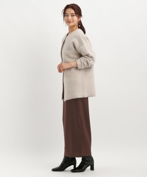 Andemiu(アンデミュウ)の「サテンスリットナロースカート603770(スカート・レディース・ブラウン/ブラック/グレイッシュベージュ・SMALL/MEDIUM)」の18枚目の写真