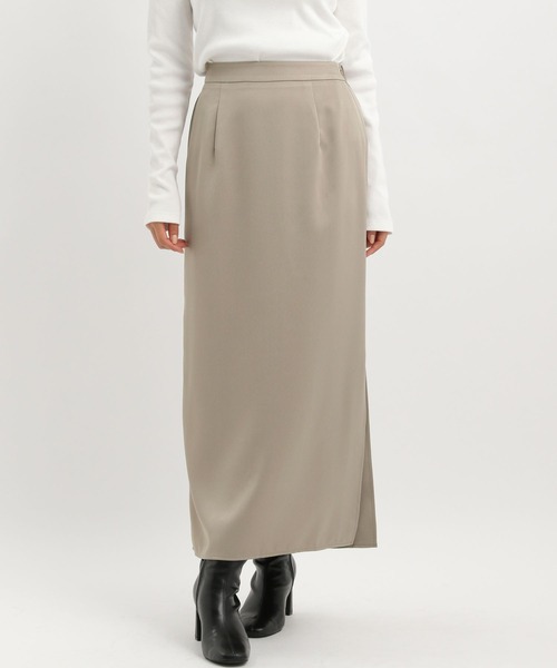 Andemiu(アンデミュウ)の「サテンスリットナロースカート603770(スカート・レディース・ブラウン/ブラック/グレイッシュベージュ・SMALL/MEDIUM)」の16枚目の写真