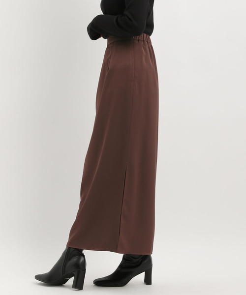 Andemiu(アンデミュウ)の「サテンスリットナロースカート603770(スカート・レディース・ブラウン/ブラック/グレイッシュベージュ・SMALL/MEDIUM)」の15枚目の写真