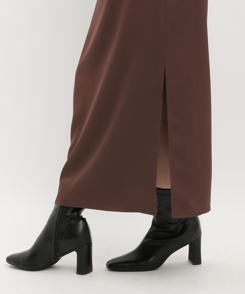 Andemiu(アンデミュウ)の「サテンスリットナロースカート603770(スカート・レディース・ブラウン/ブラック/グレイッシュベージュ・SMALL/MEDIUM)」の9枚目の写真