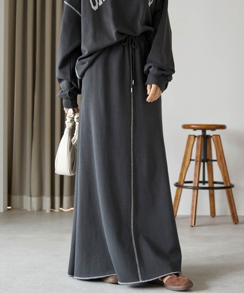 pocket（ポケット）の「【ZOZO先行発売】配色ステッチスウェットロングスカート（スカート・レディース・チャコールグレー/杢グレー・FREE）」の8枚目の写真