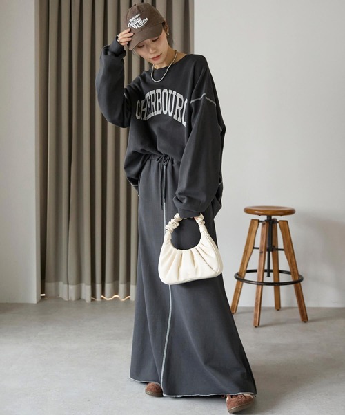 pocket（ポケット）の「【ZOZO先行発売】配色ステッチスウェットロングスカート（スカート・レディース・チャコールグレー/杢グレー・FREE）」の11枚目の写真