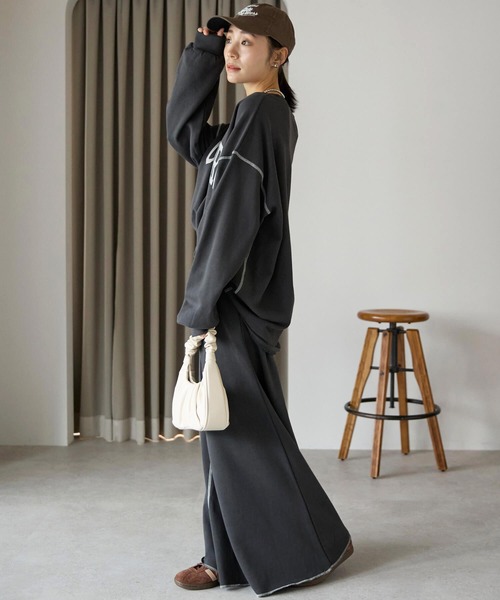 pocket（ポケット）の「【ZOZO先行発売】配色ステッチスウェットロングスカート（スカート・レディース・チャコールグレー/杢グレー・FREE）」の12枚目の写真