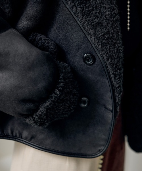 LAULEN（ローレン）の「double button boa reversible jacket /ノーカラーダブルボタンボアリバーシブルジャケット（ノーカラージャケット・レディース・ブラック/アイボリー/ブラウン・FREE）」の16枚目の写真