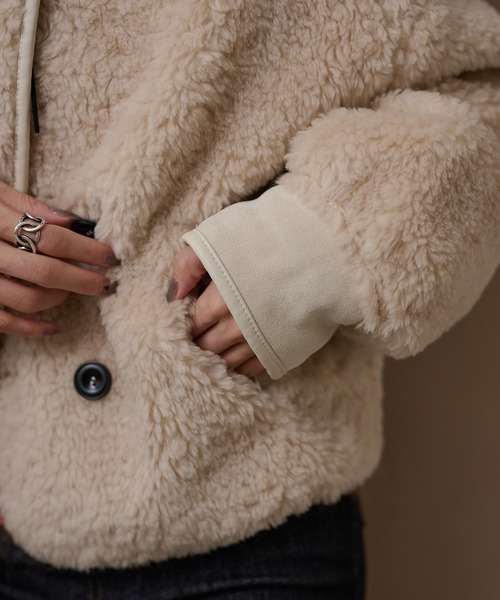 LAULEN（ローレン）の「double button boa reversible jacket /ノーカラーダブルボタンボアリバーシブルジャケット（ノーカラージャケット・レディース・ブラック/アイボリー/ブラウン・FREE）」の22枚目の写真