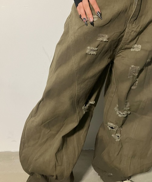 .KOM(ドットコム)の「A'GEM/9 × .kom 『.KOM/ドットケーオーエム』 Camo Distressed Cargo Pants/迷彩柄 ダメージカーゴパンツ(カーゴパンツ・レディース・カモフラージュ/グリーン・M/S)」の13枚目の写真