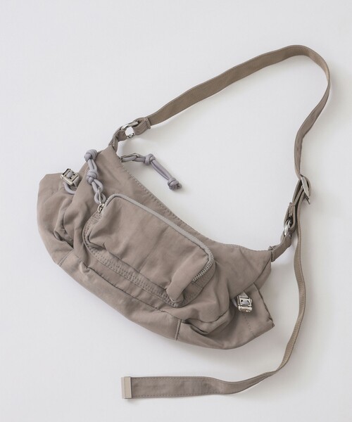 CONTROL FREAK / CTFK(コントロールフリーク)の「CONTROL FREAK / DOWNY ショルダーバッグ(トートバッグ・レディース・ブラック/グレー・ONE SIZE)」の1枚目の写真