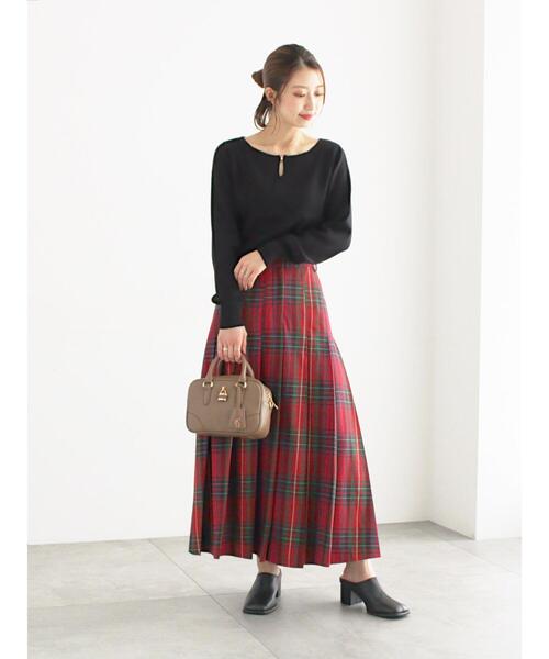 Te chichi(テチチ)の「チェックアソートロングプリーツスカート(スカート・レディース・ブラック/レッド/ブラウン/ネイビー・F)」の15枚目の写真