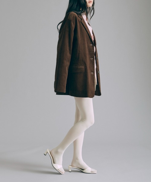 EN NEUME(エンノイム)の「Corduroy Oversized Tailored Jacket(テーラードジャケット・レディース・ブラウン/オフホワイト/ブラック・FREE)」の5枚目の写真
