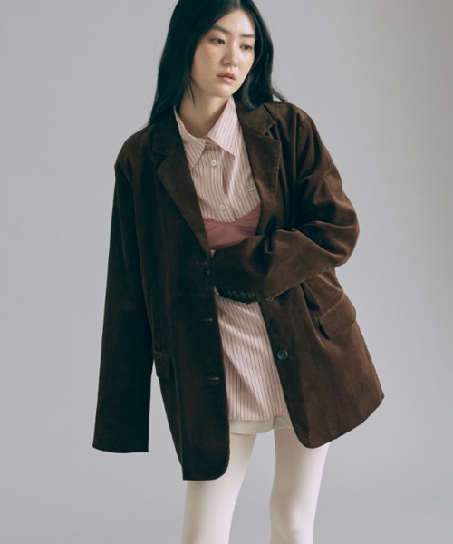 EN NEUME(エンノイム)の「Corduroy Oversized Tailored Jacket(テーラードジャケット・レディース・ブラウン/オフホワイト/ブラック・FREE)」の4枚目の写真