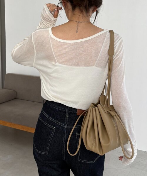 CAPRICIEUX LE'MAGE(カプリシューレマージュ)の「【前後2WAY】テンセルウール袖ギャザーロンT(Tシャツ/カットソー・レディース・グレー/ブラウン/オフホワイト/ブラック・FREE)」の12枚目の写真