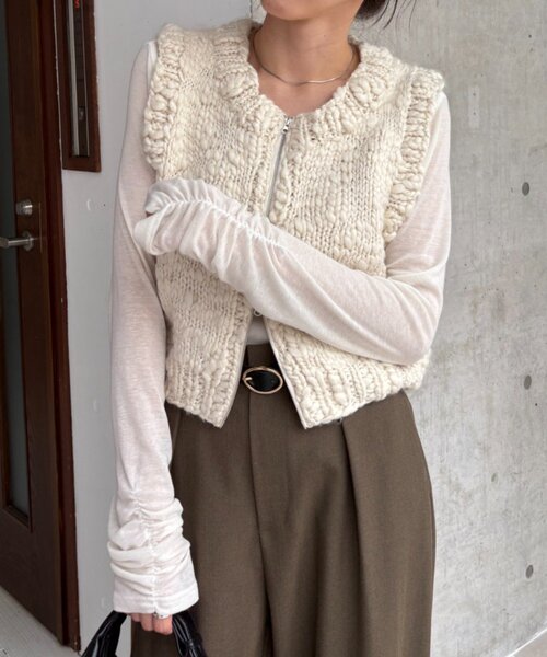 CAPRICIEUX LE'MAGE(カプリシューレマージュ)の「【前後2WAY】テンセルウール袖ギャザーロンT(Tシャツ/カットソー・レディース・グレー/ブラウン/オフホワイト/ブラック・FREE)」の18枚目の写真
