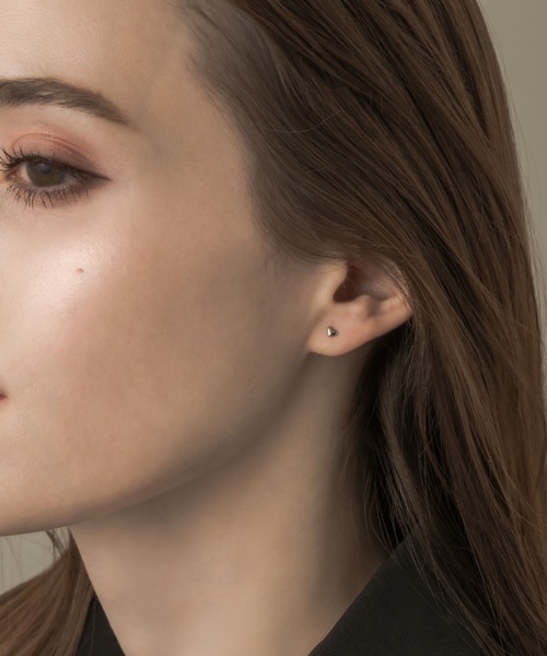 muku(ムク)の「PIERCE/TINY HEART(ピアス(両耳用)・レディース・ゴールド/シルバー・FREE)」の9枚目の写真