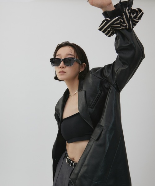 VION(ヴィオン)の「バイカラーフレームサングラス / Bicolor Frame Sunglasses(サングラス・レディース・ブラウン/ブラック・FREE)」の4枚目の写真