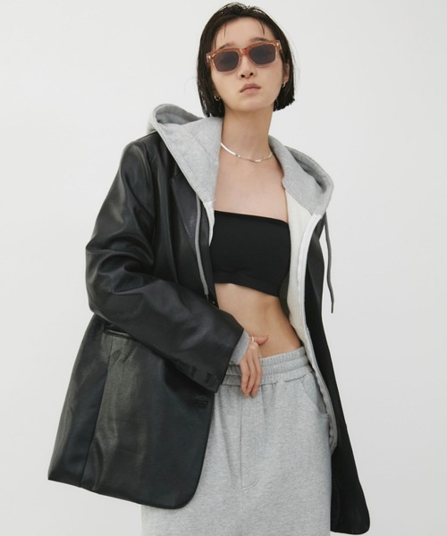 VION(ヴィオン)の「バイカラーフレームサングラス / Bicolor Frame Sunglasses(サングラス・レディース・ブラウン/ブラック・FREE)」の11枚目の写真