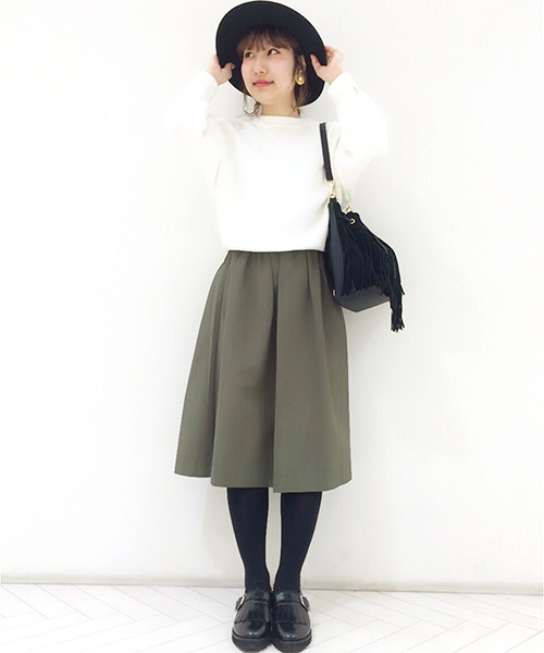 mystic(ミスティック)の「【mystic】ウォッシャブルドルマンニット(ニット/セーター・レディース・キャメル/グレー/ブルー/ブラック/オフホワイト・フリ-)」の14枚目の写真