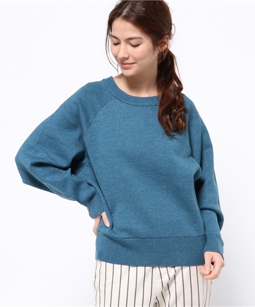 mystic(ミスティック)の「【mystic】ウォッシャブルドルマンニット(ニット/セーター・レディース・キャメル/グレー/ブルー/ブラック/オフホワイト・フリ-)」の4枚目の写真