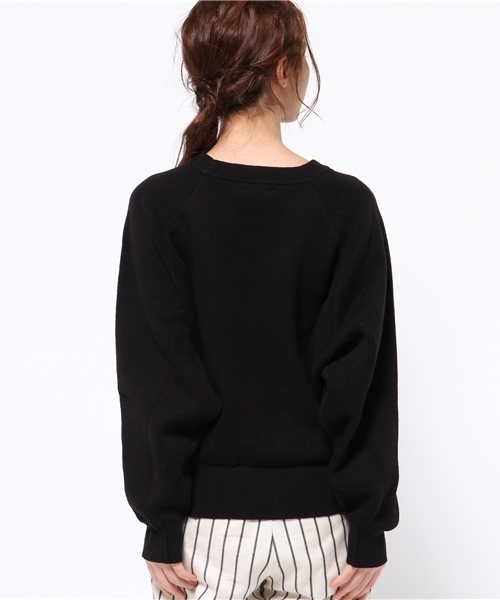 mystic(ミスティック)の「【mystic】ウォッシャブルドルマンニット(ニット/セーター・レディース・キャメル/グレー/ブルー/ブラック/オフホワイト・フリ-)」の6枚目の写真