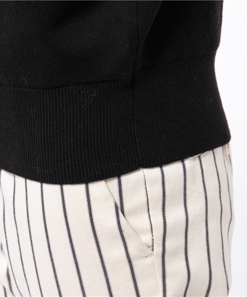 mystic(ミスティック)の「【mystic】ウォッシャブルドルマンニット(ニット/セーター・レディース・キャメル/グレー/ブルー/ブラック/オフホワイト・フリ-)」の10枚目の写真