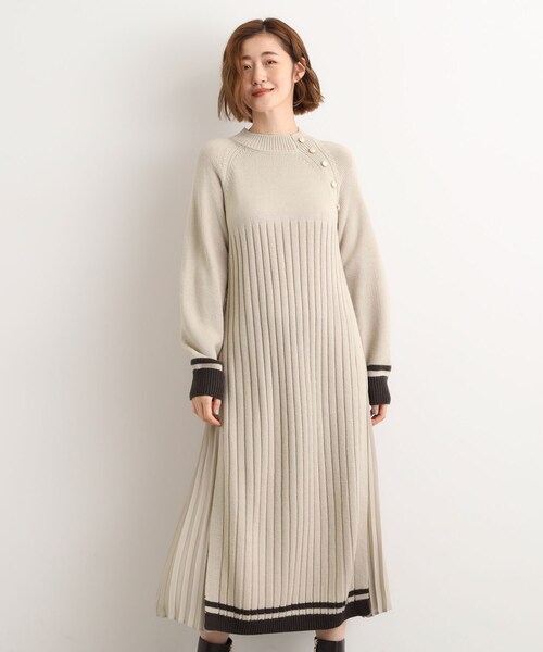 grove(グローブ)の「【選べる着丈】配色サイドプリーツニットワンピース(ワンピース・レディース・ワイン系1/ベージュ系4/チャコール・02/03/04/13/12/11/05/01)」の3枚目の写真