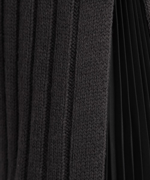 grove(グローブ)の「【選べる着丈】配色サイドプリーツニットワンピース(ワンピース・レディース・ワイン系1/ベージュ系4/チャコール・02/03/04/13/12/11/05/01)」の8枚目の写真