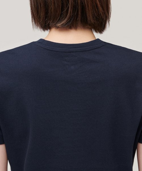 MUSINSA STANDARD WOMAN（ムシンサスタンダードウーマン）の「[クールタンダード] ウィメンズ クルーネック クロップTシャツ [ネイビー]（Tシャツ/カットソー・レディース・その他・SMALL/MEDIUM/LARGE/X-LARGE/X-SMALL）」の4枚目の写真