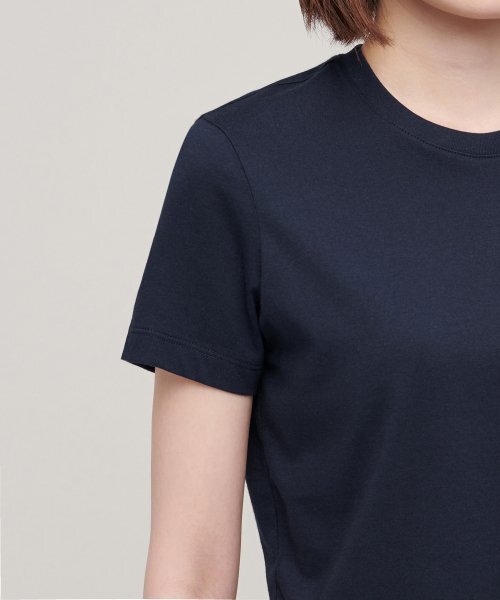 MUSINSA STANDARD WOMAN（ムシンサスタンダードウーマン）の「[クールタンダード] ウィメンズ クルーネック クロップTシャツ [ネイビー]（Tシャツ/カットソー・レディース・その他・SMALL/MEDIUM/LARGE/X-LARGE/X-SMALL）」の5枚目の写真