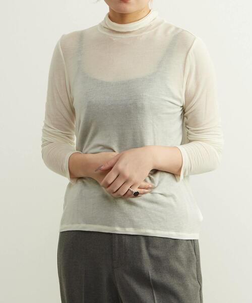 SOFFITTO(ソフィット)の「カシミヤシルク混シアータートルインナー(Tシャツ/カットソー・レディース・ブラック/グレー/オフホワイト・FREE)」の2枚目の写真