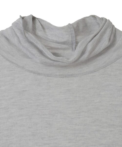 SOFFITTO(ソフィット)の「カシミヤシルク混シアータートルインナー(Tシャツ/カットソー・レディース・ブラック/グレー/オフホワイト・FREE)」の20枚目の写真