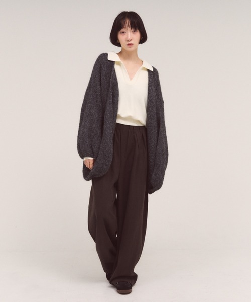 FMiBL（ファミル）の「オープンカラーニット（ニット/セーター・レディース・ネイビー/グレー/オフホワイト・FREE）」の11枚目の写真