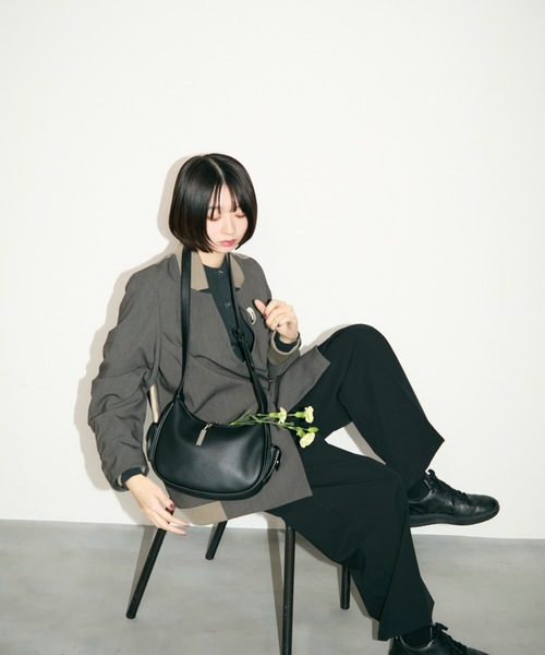 TONER（トナー）の「サイドファスナーラッシュショルダー（ショルダーバッグ・レディース・ブラウン/オフホワイト/ブラック/グレイッシュベージュ・FREE）」の17枚目の写真