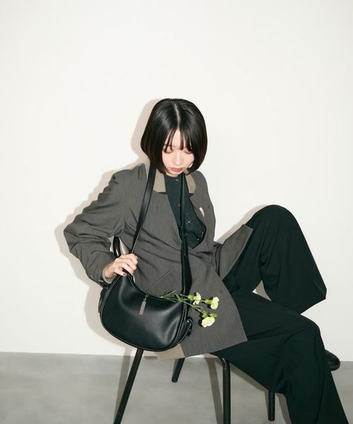 TONER（トナー）の「サイドファスナーラッシュショルダー（ショルダーバッグ・レディース・ブラウン/オフホワイト/ブラック/グレイッシュベージュ・FREE）」の16枚目の写真